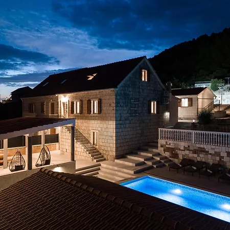 Didova Kuca, With Private Pool Near Rogoznica,sleeps 9 *