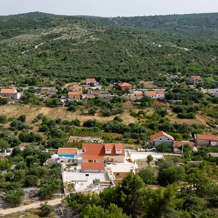 Didova Kuca, With Private Pool Near Rogoznica,sleeps 9