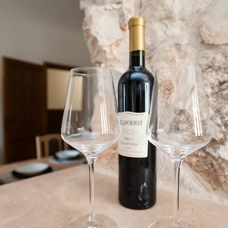 Didova Kuca, Holiday Home With Private Pool Near Rogoznica,Sleeps 9 Villa *