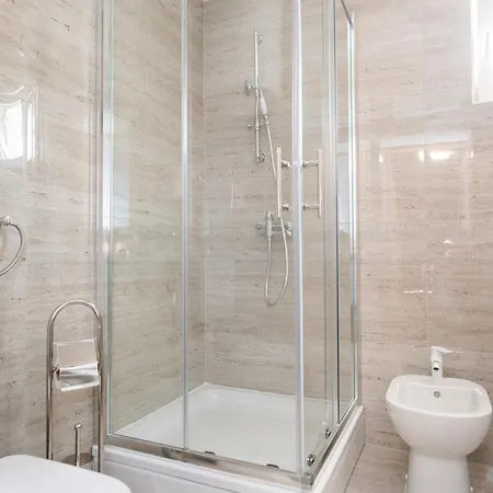 Didova Kuca, Holiday Home With Private Pool Near Rogoznica,Sleeps 9 Villa *