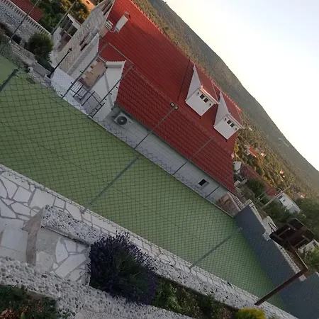 Villa Didova Kuca, Kamena Sa Bazenom U Blizini Rogoznice