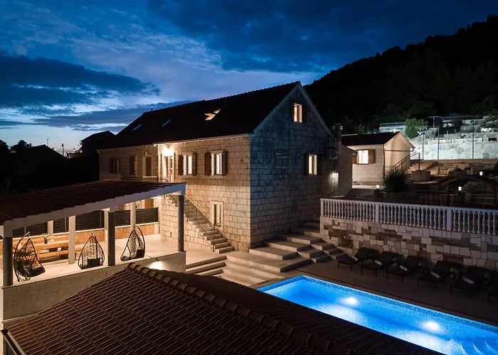 Didova Kuca, With Private Pool Near Rogoznica,sleeps 9 *