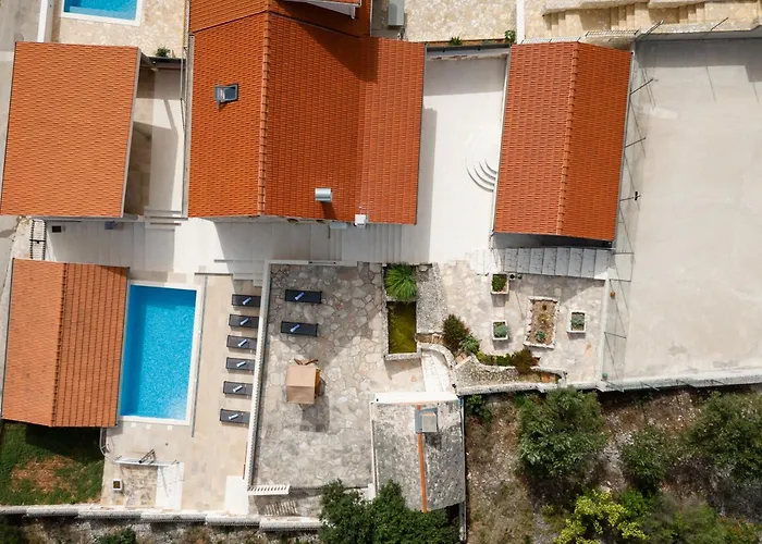 Didova Kuca, With Private Pool Near Rogoznica,sleeps 9 *