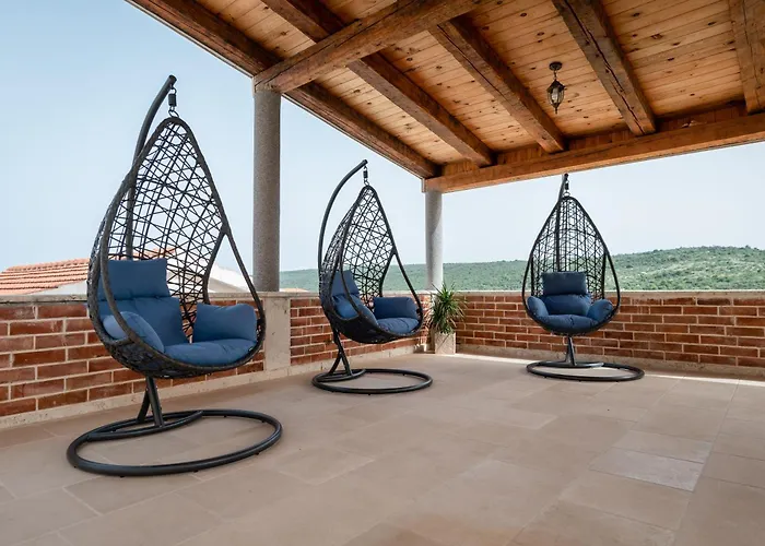 别墅 Didova Kuca, With Private Pool Near Rogoznica,sleeps 9 *