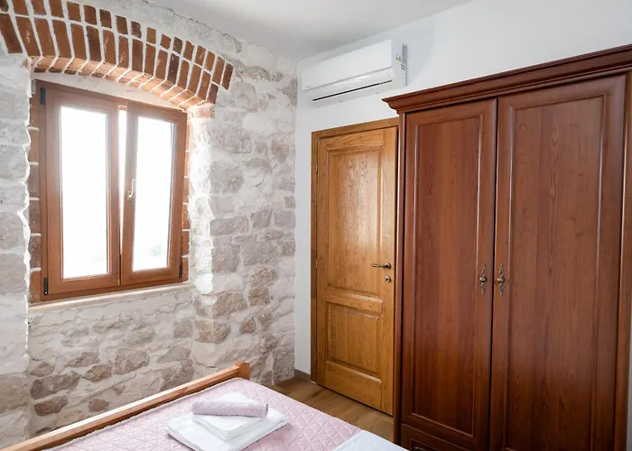 别墅 Didova Kuca, With Private Pool Near Rogoznica,sleeps 9 Podorljak