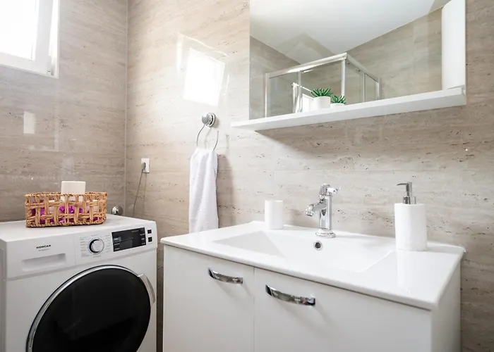 别墅 Didova Kuca, With Private Pool Near Rogoznica,sleeps 9 *