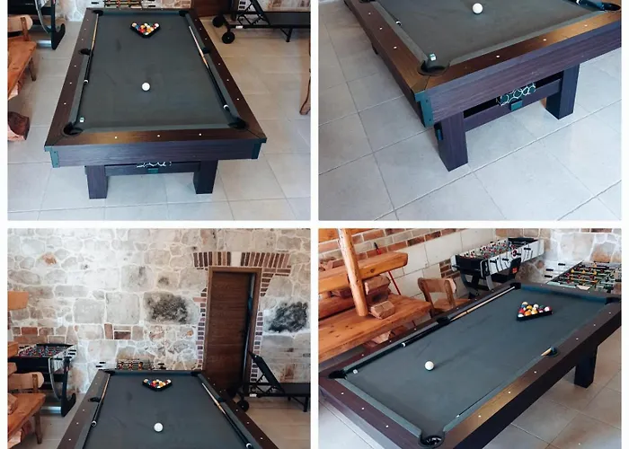 Didova Kuca, With Private Pool Near Rogoznica,sleeps 9 Podorljak