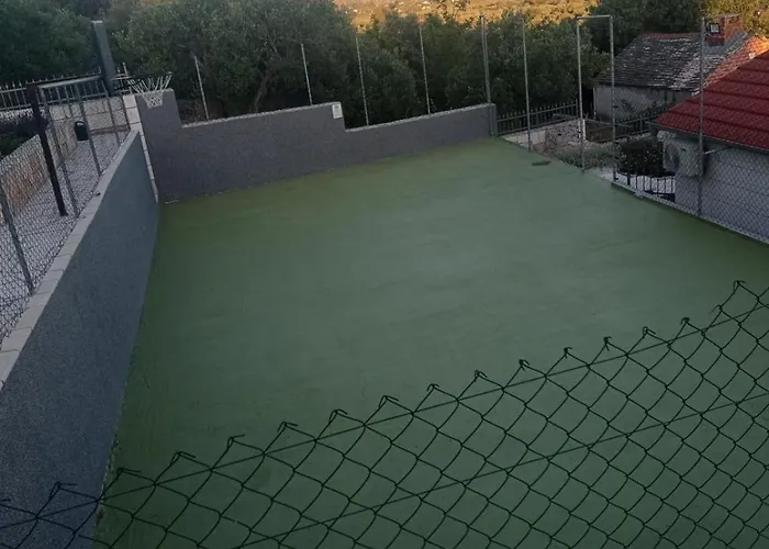 Didova Kuca, With Private Pool Near Rogoznica,sleeps 9